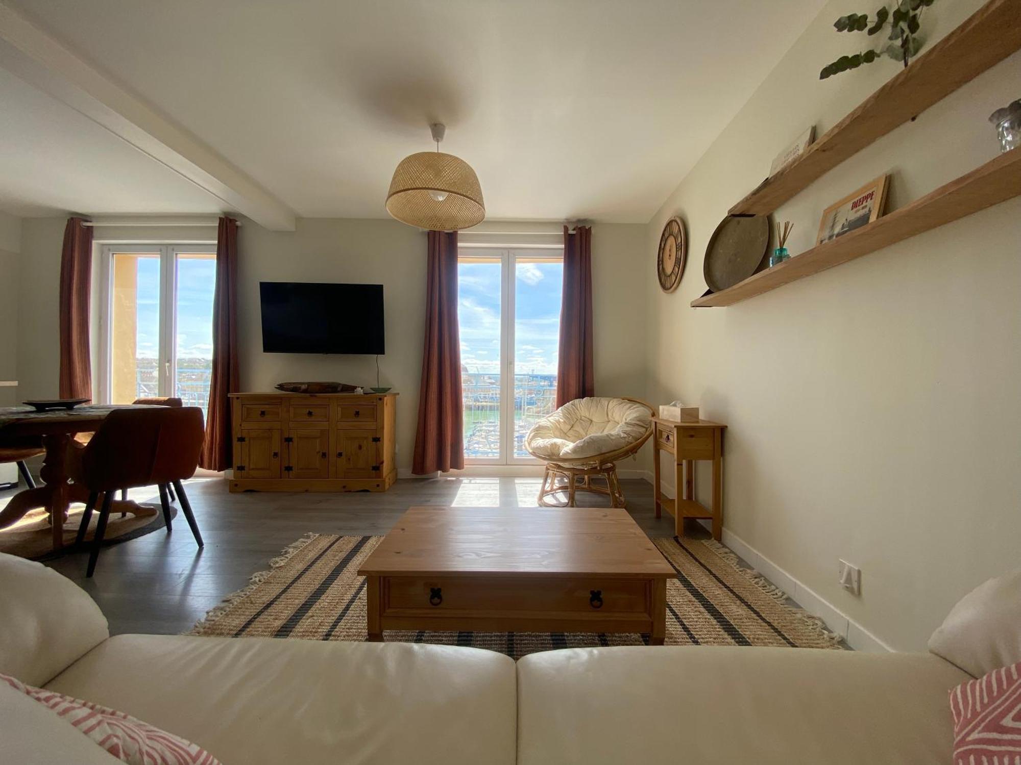 Etablissement 3 Etoiles Avec Ascenseur, 3 Appartements Lumineux Vue Port Avec Balcon, 200M De La Mer, Wifi Fibre, Tous Service Inclus Dieppe Exterior foto